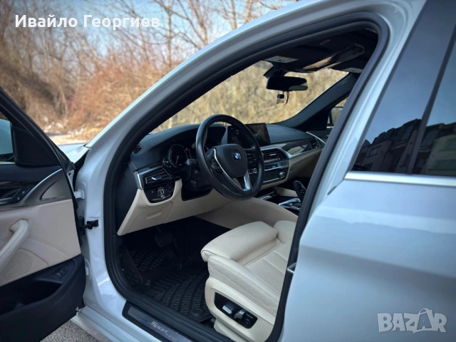 BMW 530i G30 SportLine, снимка 8 - Автомобили и джипове - 43462984