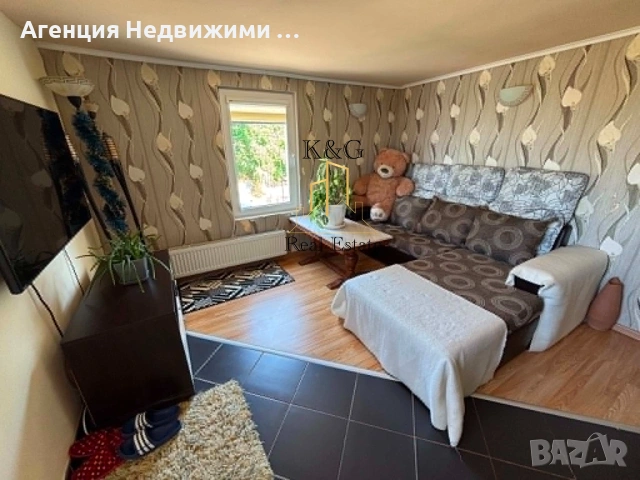ЛУКС, ПРОСТРАНСТВО И СПОКОЙСТВИЕ – САМО НА 2 МИНУТИ ОТ ЦЕНТЪРА НА РАЗГРАД, снимка 2 - Къщи - 55171284
