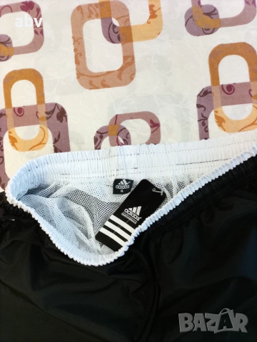 Нови Къси панталони Адидас Adidas XL, снимка 4 - Къси панталони - 54632757