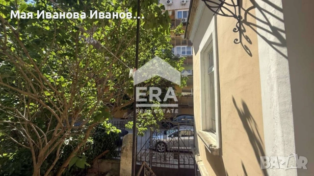 Двуетажна къща в Широк център, снимка 3 - Къщи - 54929807