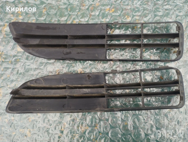 Оригинални решетки на предна броня за Skoda Superb I (2001 -2008), снимка 2 - Части - 54045623