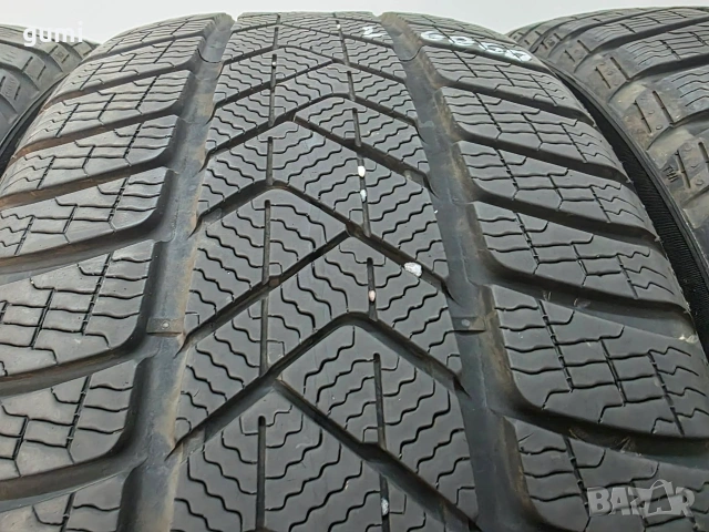 4бр зимни гуми 235/35/20 PIRELLI L06060 , снимка 2 - Гуми и джанти - 55011247