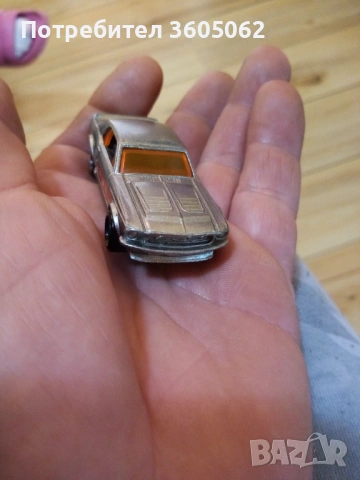 Количка Hot Wheels , снимка 4 - Коли, камиони, мотори, писти - 54889794