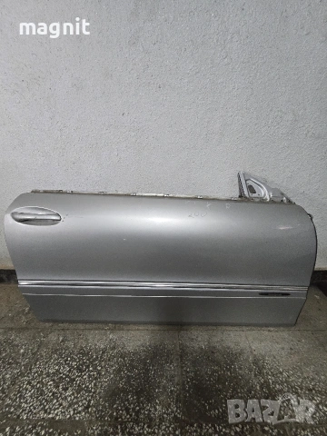 Предна дясна врата Mercedes CLK W209 
