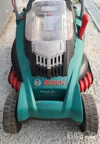 Акумулаторна косачка Bosch Rotak 37 LI 36V само машина, снимка 3 - Градинска техника - 54611188