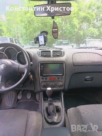 Alfa Romeo 147 1.9 JTD, снимка 8 - Автомобили и джипове - 54735856