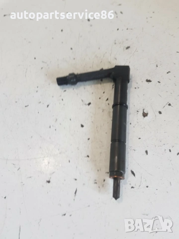 Горивна дюза (инжектор) за Nissan Almera Tino 2.2 Di (2003) 1327-Z