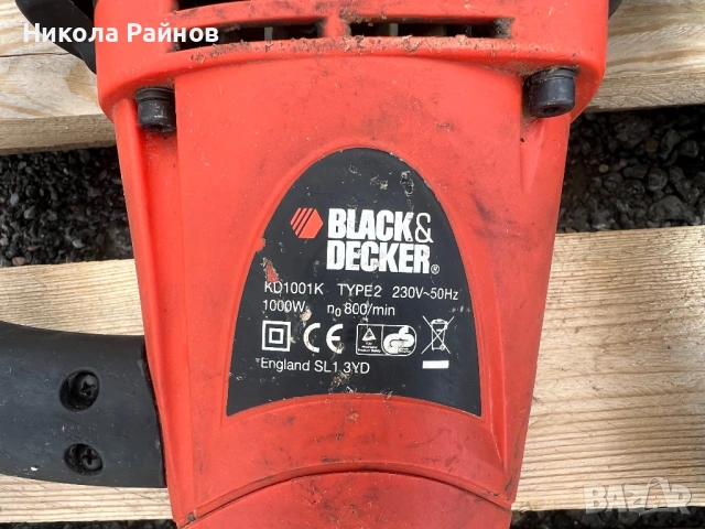 SDS перфоратор Black&Decker KD1001K-1000W, снимка 4 - Перфоратори - 54819975