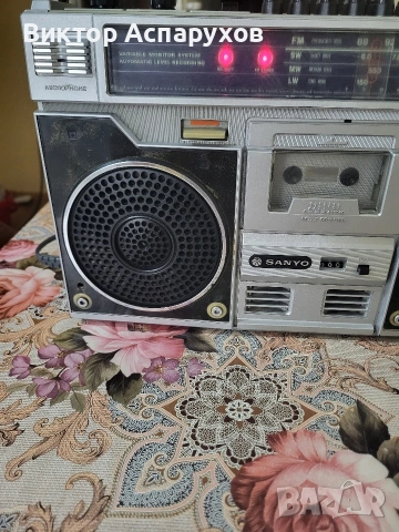 Sanyo касетофон, снимка 3 - Радиокасетофони, транзистори - 54803854