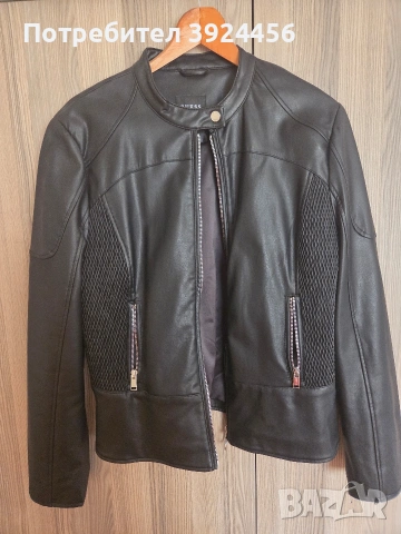 Кожено яке GUESS размер XL