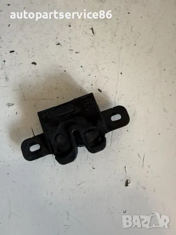 Заключващ механизъм за преден ляв капак черен за Volvo XC60 (2011) 31298610 OEM, снимка 3 - Части - 55628788