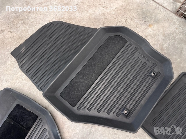 Оригинални гумени стелки Volvo XC60 , снимка 5 - Аксесоари и консумативи - 54237695