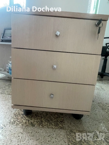 офис мебели в бежово, снимка 7 - Столове за офис - 54496784