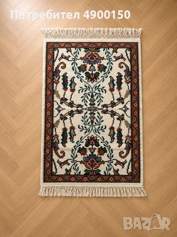 Бели малки котленски килими 