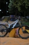 Колело YT Tues CF Pro Race, снимка 9