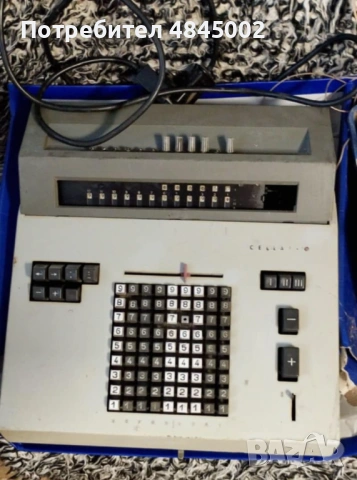 Cellatron R31 електромеханична, сметачна машина