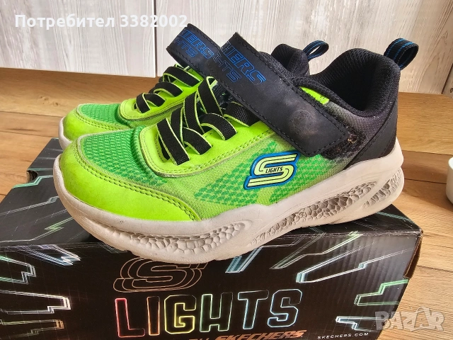 Маратонки Skechers 30, снимка 2 - Детски маратонки - 54385797