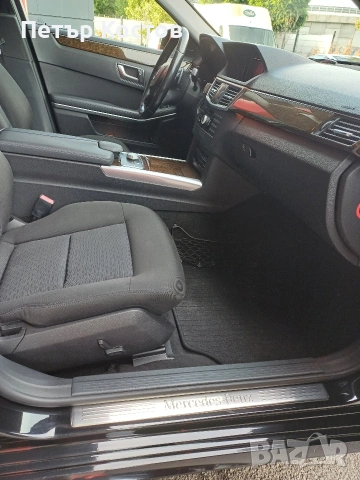 Mercedes E220 , снимка 14 - Автомобили и джипове - 55003677