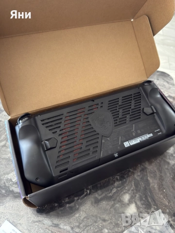 Конзола MSI Claw A1M Intel Ultra 7 155H 16GB DDR5, 1TB SSD, Intel Arc Graphics, снимка 4 - Други игри и конзоли - 55476611