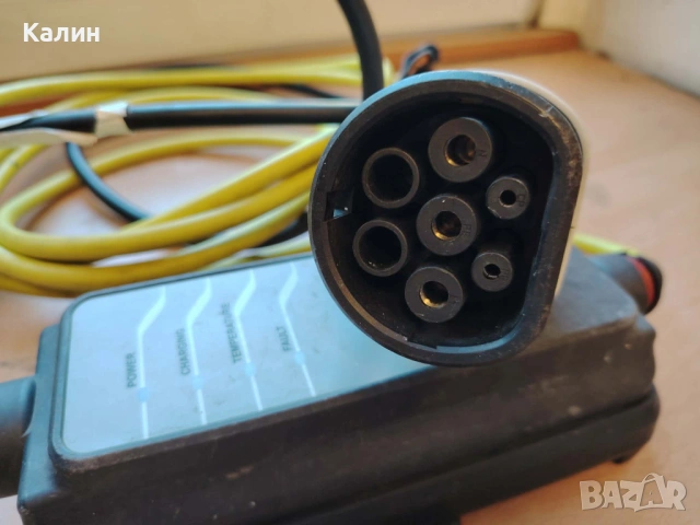 Оригинално зарядно за електрически автомобил