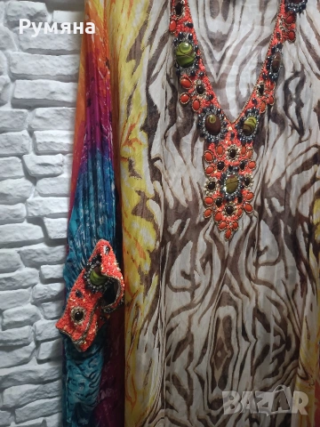 Уникално красив кафтан-Plus zero concept., снимка 2 - Рокли - 54251851