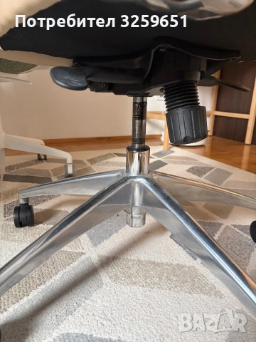 Офис стол, снимка 2 - Столове за офис - 54022390