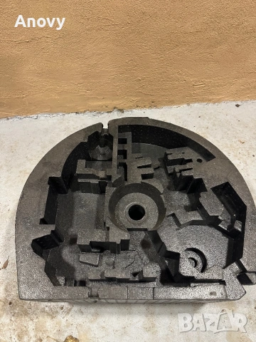 🧰 Оригинален органайзер за инструменти VW Golf 6 – 15€