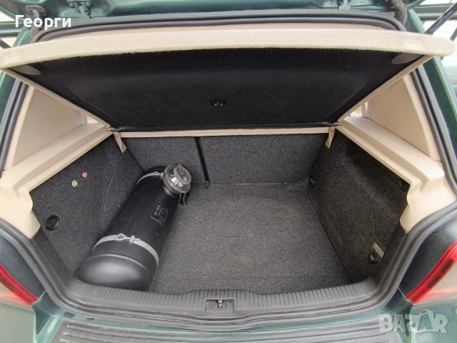 VW Golf 1.8 125 кс с АГУ, снимка 8 - Автомобили и джипове - 54099564