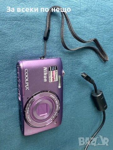 Цифров фотоапарат Nicon Coolpix S3500 ,  20.1MP , 7х оптичен зум, снимка 3 - Фотоапарати - 54503692
