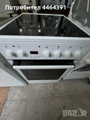 готварска печка керамични котлони GORENJE , снимка 7 - Печки, фурни - 55395864