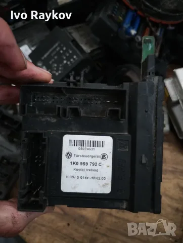 Машинка ел стъкло предна лява 1K0959793C за VW Golf V 