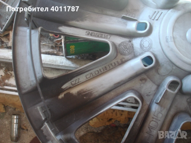 Оригинални тасове за VW 16 цола, снимка 2 - Аксесоари и консумативи - 54574446