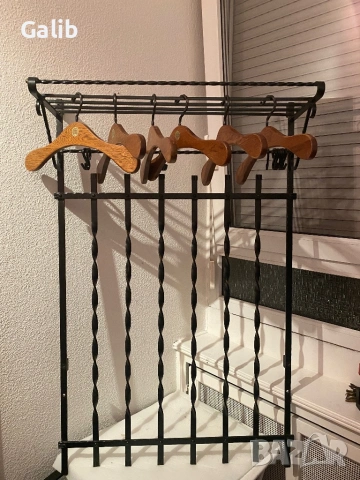 Метална Закачалка от ковано желязо, снимка 2 - Закачалки - 54058282