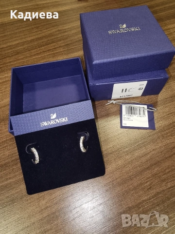 Обици Swarovski тип халка с кристали, кръгла форма, снимка 3 - Обеци - 55157352