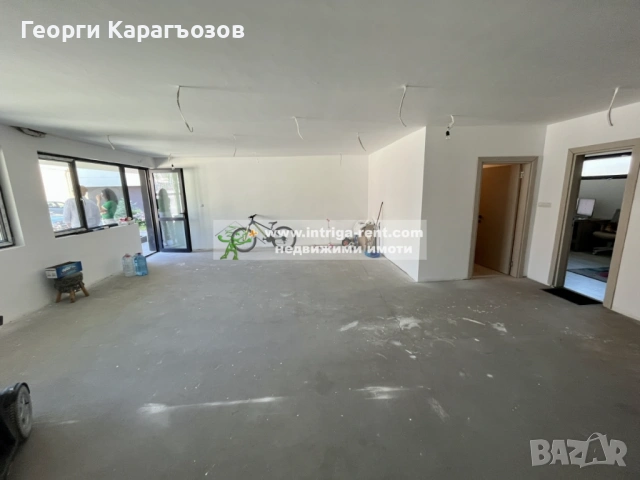 №4101 Обект с опция за паркоместа, подходящ за всякакъв вид бизнес дейност в кв. Училищни!