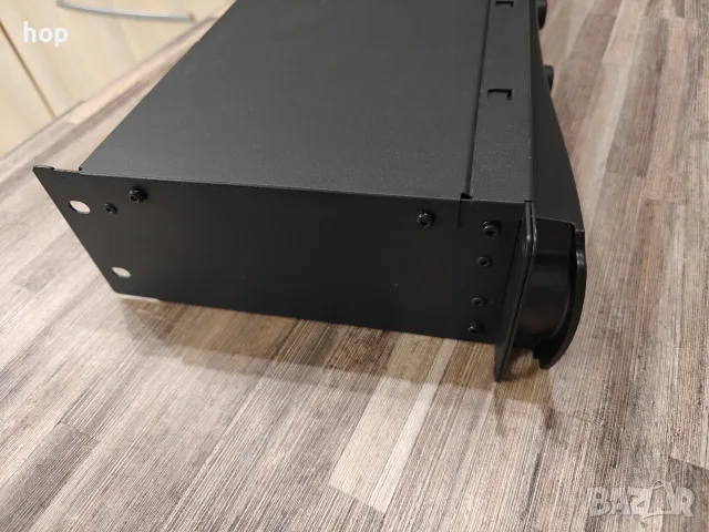 Crown XLS 1002 - 2x350W / 4 ohm, снимка 11 - Ресийвъри, усилватели, смесителни пултове - 55453262