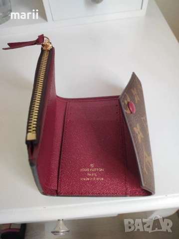 Портфейл Luis Vioton , снимка 3 - Портфейли, портмонета - 53616967