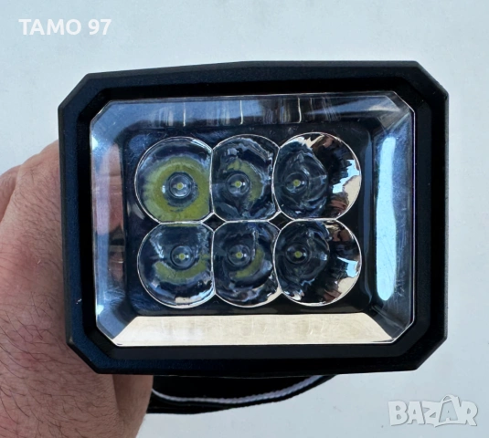 Makita DML186 - Акумулаторен LED фенер 18V, снимка 4 - Други инструменти - 54934616