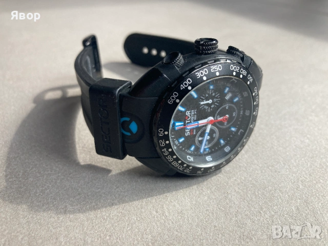 Часовник Sector Shark Master, снимка 4 - Мъжки - 54252188