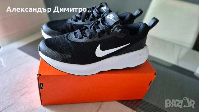 Дамски маратонки Nike , снимка 4 - Маратонки - 54441663