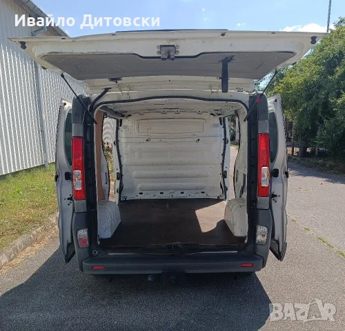 OPEL VIVARO 2.5 CDTI, снимка 8 - Бусове и автобуси - 55493842