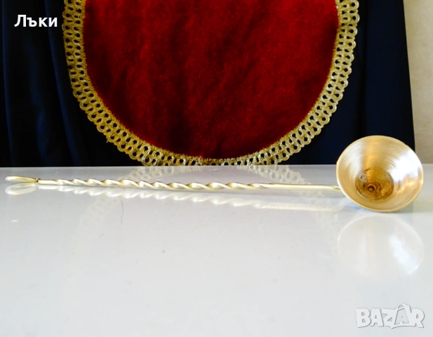 Бронзов гасител за свещи 22 см. , снимка 3 - Антикварни и старинни предмети - 54168497