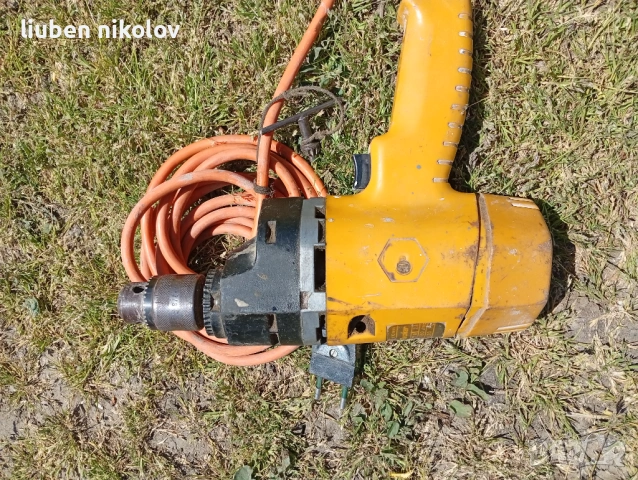 Бормашина Black & Decker, снимка 2 - Бормашини - 54432195