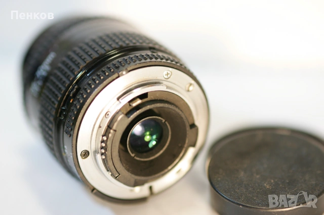 Nikon AF Nikkor 35-70mm f/3.3-4.5, снимка 3 - Фотоапарати - 54948973