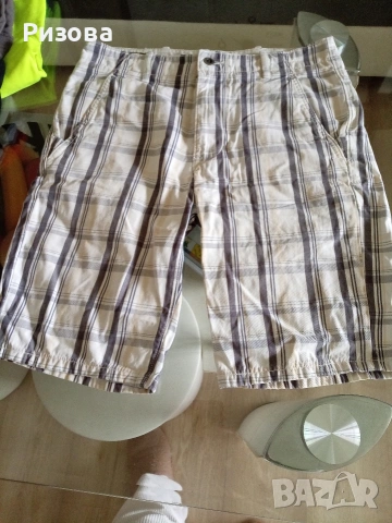 Подарявам къси панталонки за момче14/15г., снимка 2 - Детски къси панталони - 54157128