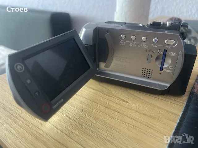 Продавам Handycam Sony DCR-SR62, снимка 4 - Камери - 55432378