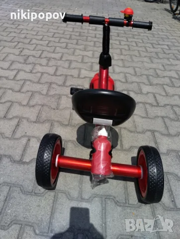 BYOX Триколка Cavalier Lux червен, снимка 6 - Детски велосипеди, триколки и коли - 55440038