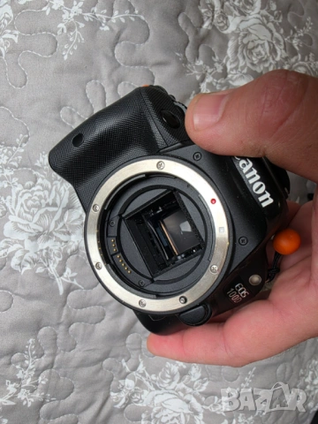 canon 100d пълен комплект 7000 кадъра, снимка 6 - Фотоапарати - 54380766