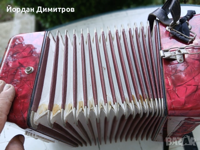 АКОРДЕОН 40 БОСА, снимка 5 - Акордеони - 55052790