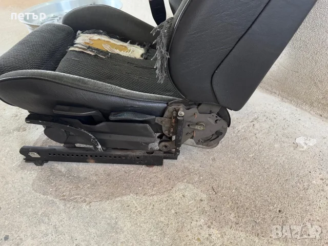 Recaro седалкА bmw e30 седан/комби, снимка 4 - Части - 55433183